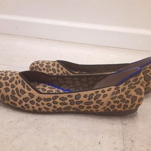 Rothys small cat women's size 12 sold out print in this style EUC looks new